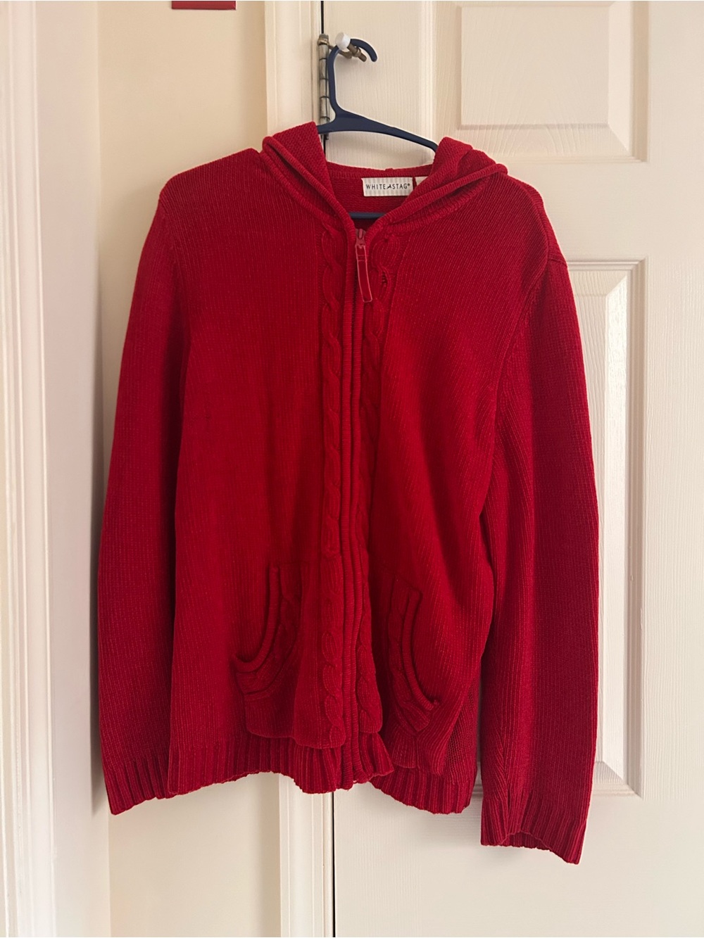 Vintage White Stag Red Cable-Knit Zip Hoodie Sweater